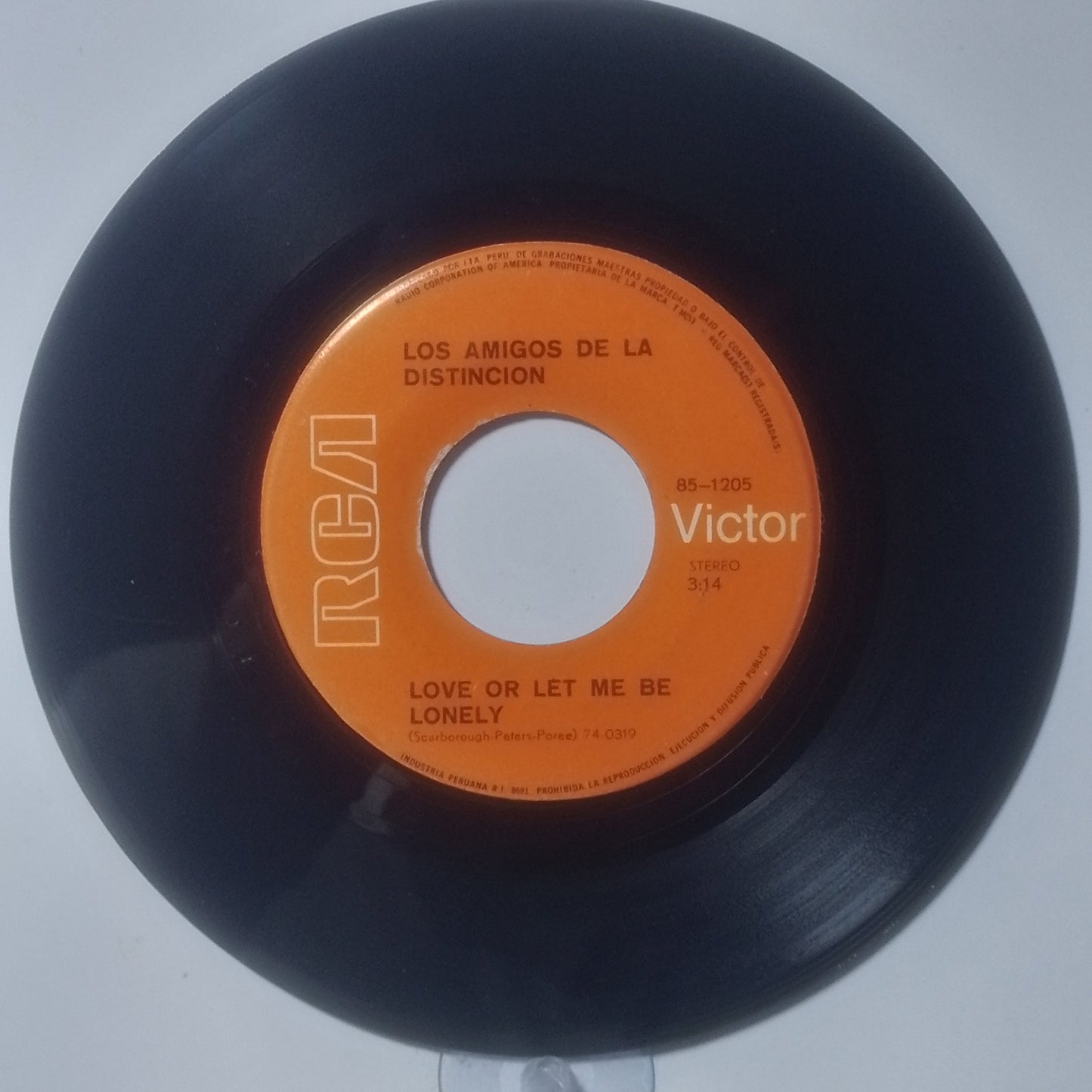 Single 7" The Friends Of Distinction Love Or Let Me Be Lonely / This Generation made Peru 1970 funk soul