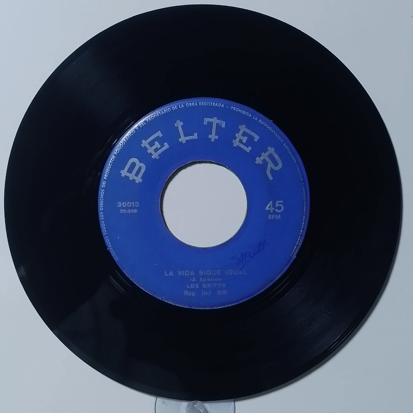 single 7" Los Gritos La Vida Sigue Igual / Vuelvo a Mi Tierra made peru 1968 latin pop