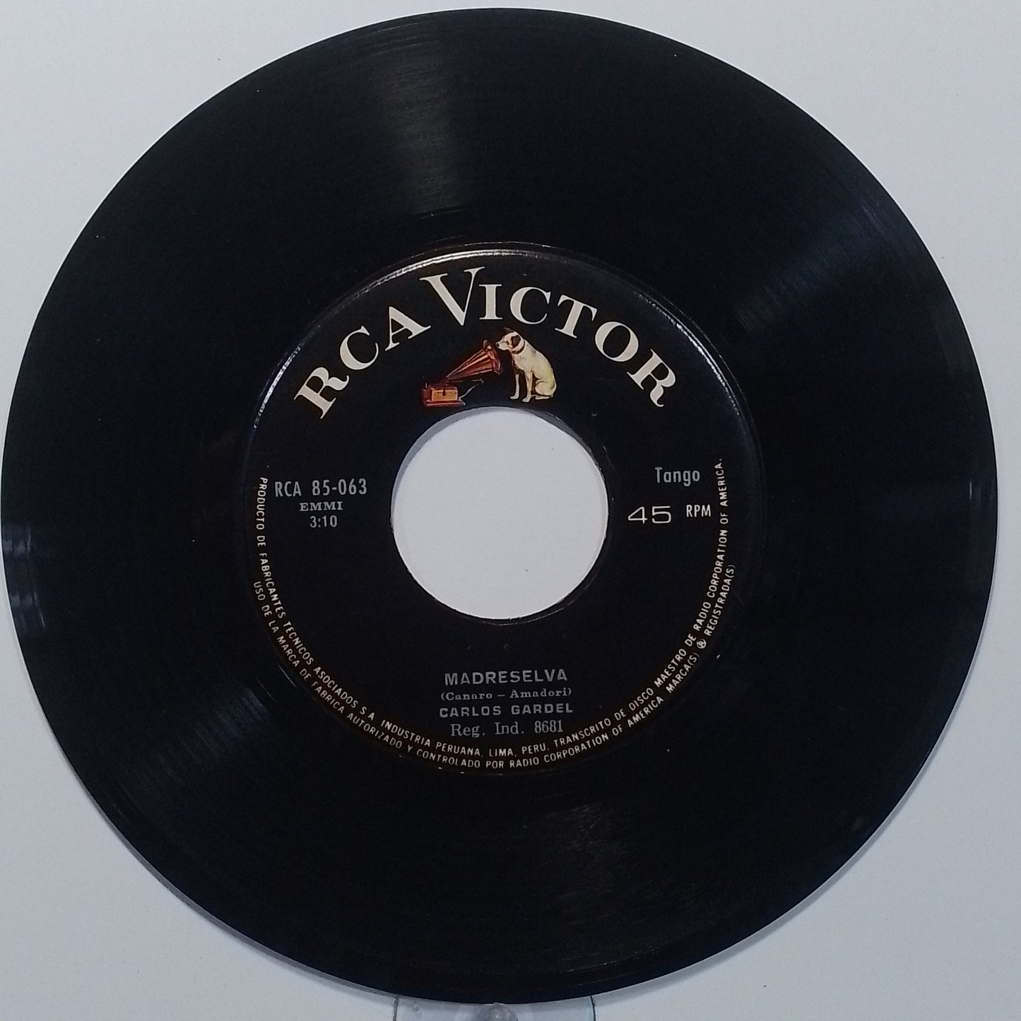 single 7" Carlos Gardel La Cumparsita / Madreselva made Peru 1960 tango folk