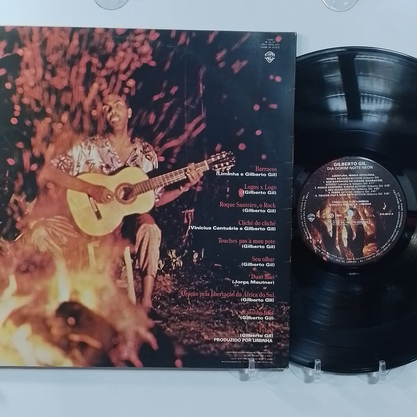 lp Gilberto Gil Dia Dorim Noite Neon made Brasil 1985 con insert latin pop