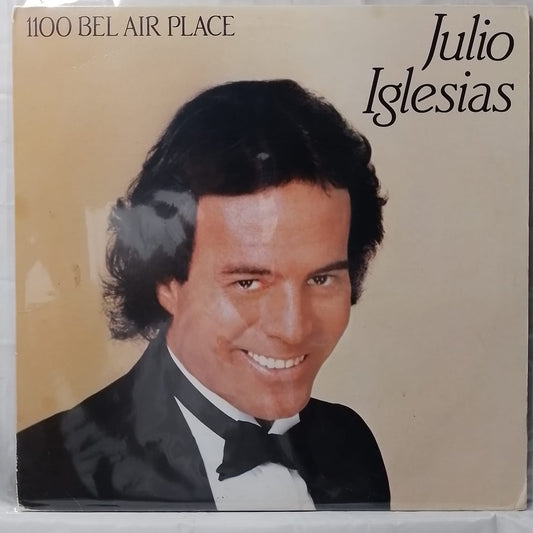 lp Julio Iglesias 1100 Bel Air Place made usa 1984 con insert latin