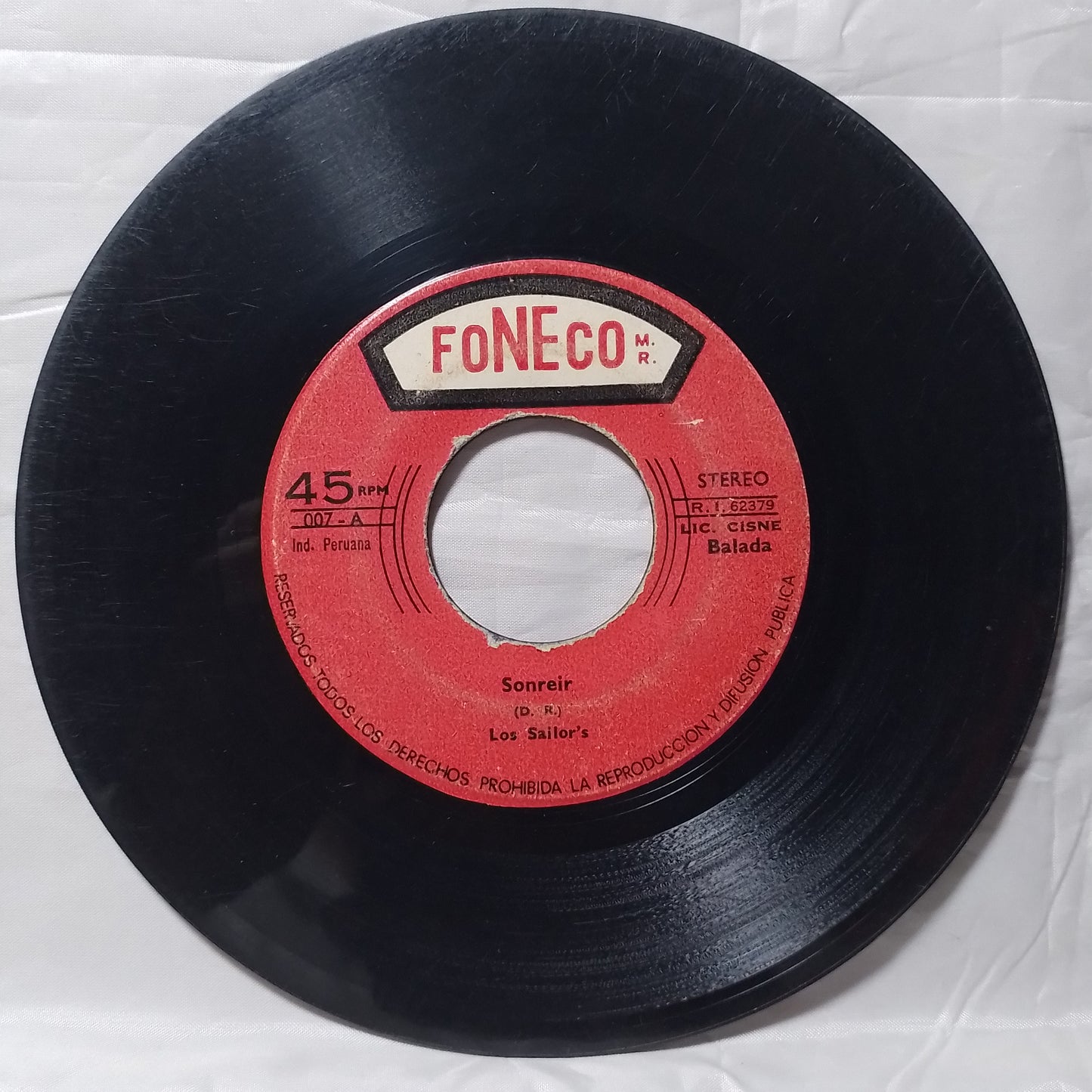 single 7" Los Sailor's Sonreir / La Luna Y La Rosa made peru latin pop