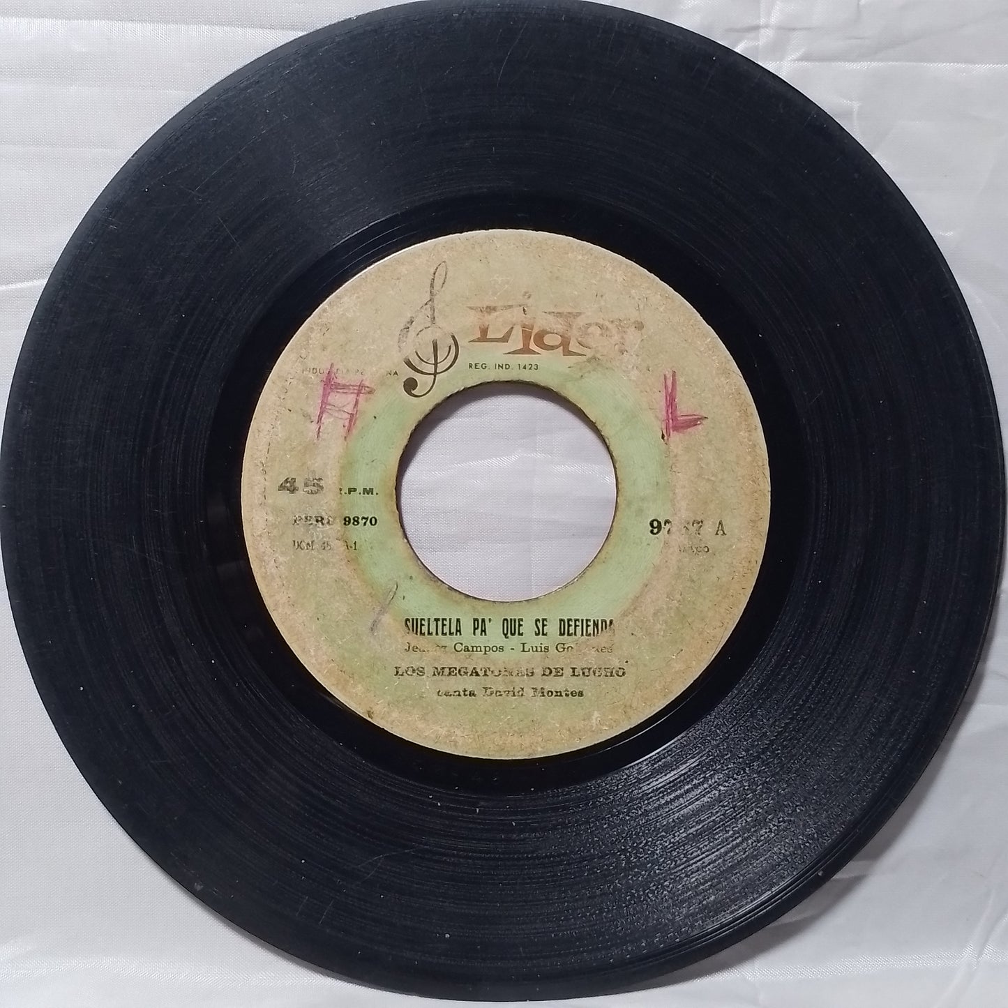 single 7" Los Megatones De Lucho Sueltala Pa' Que Se Defienda / Que Se Pare El Pick-Up made peru 1967 latin mambo