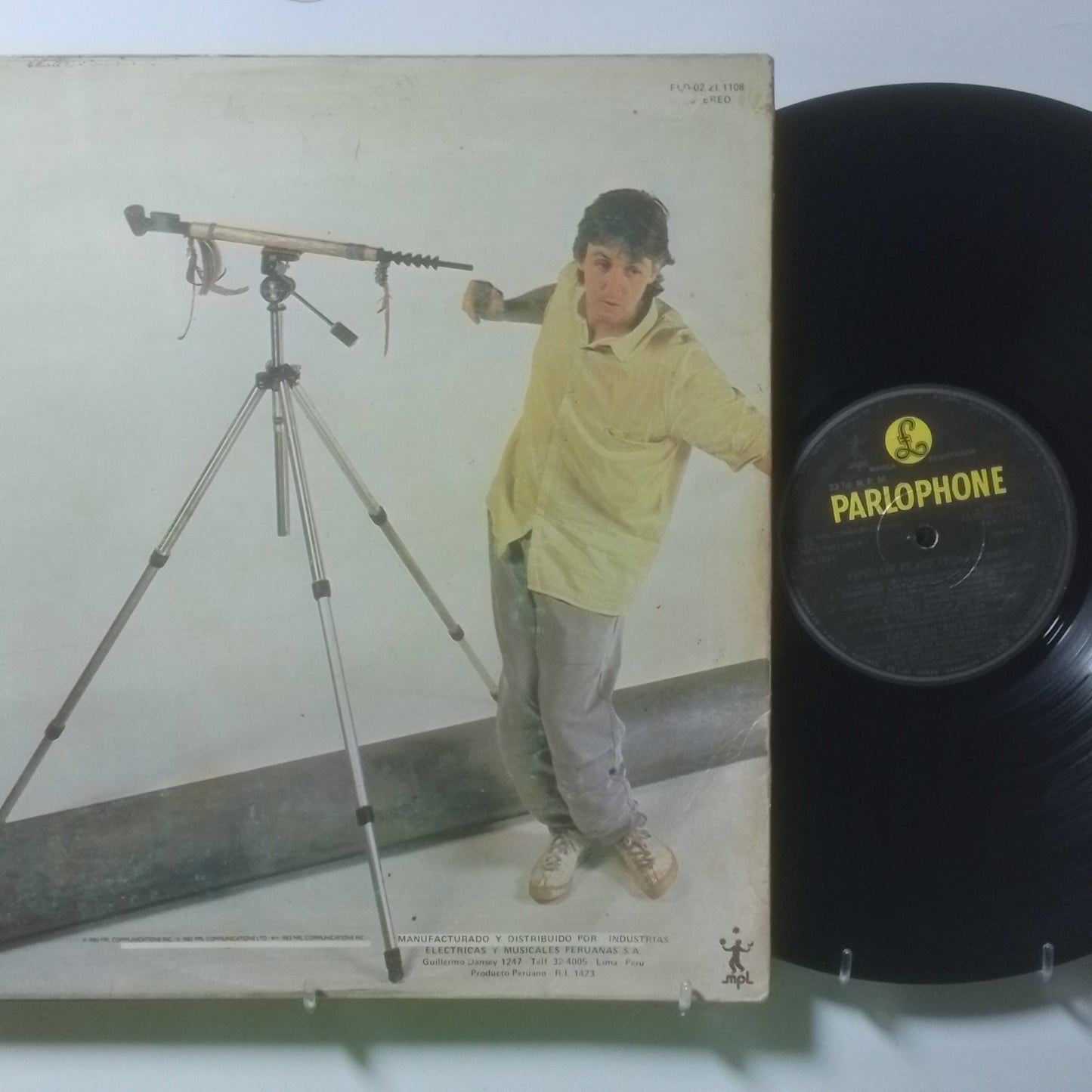 lp Paul McCartney Pipes Of Peace made peru 1983 gatefold rock