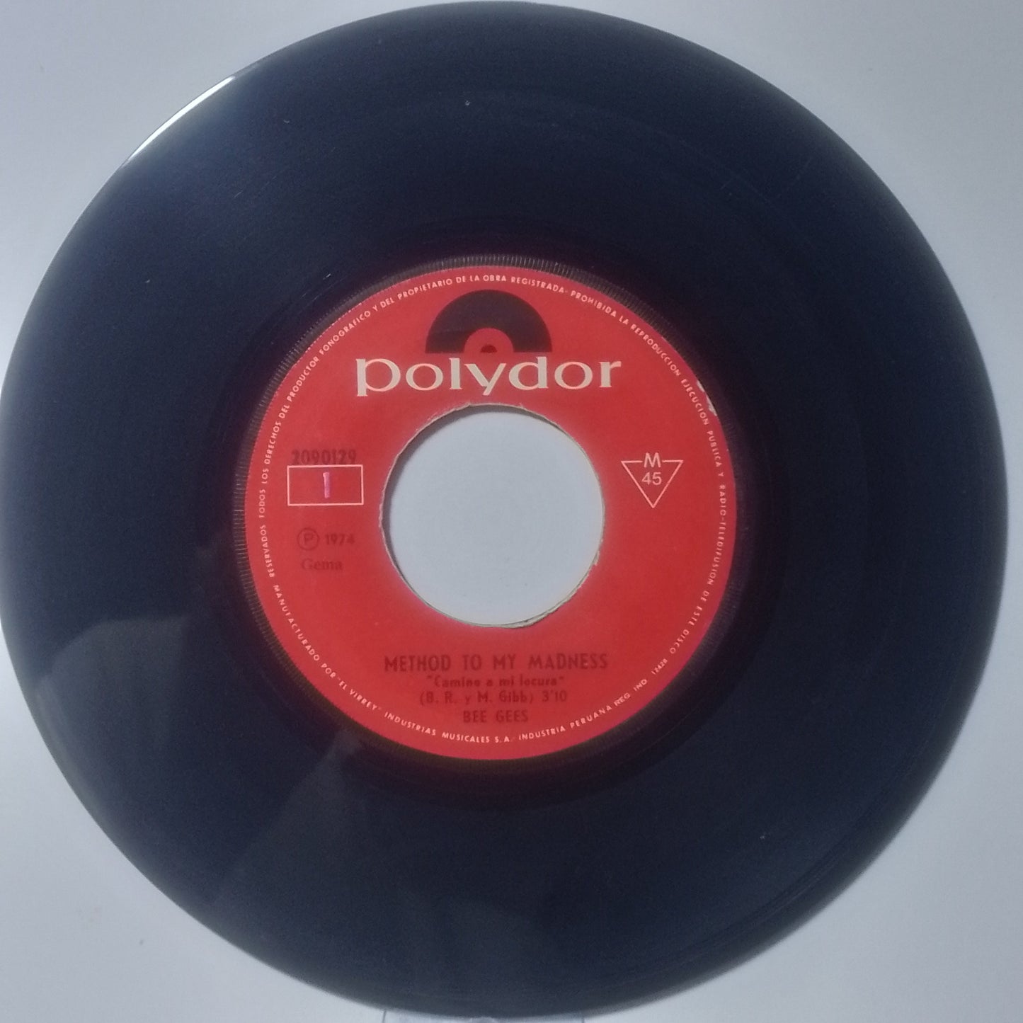 Single 7" Bee Gees Method to My Madness / Massachusetts made Peru 1974 rock disco