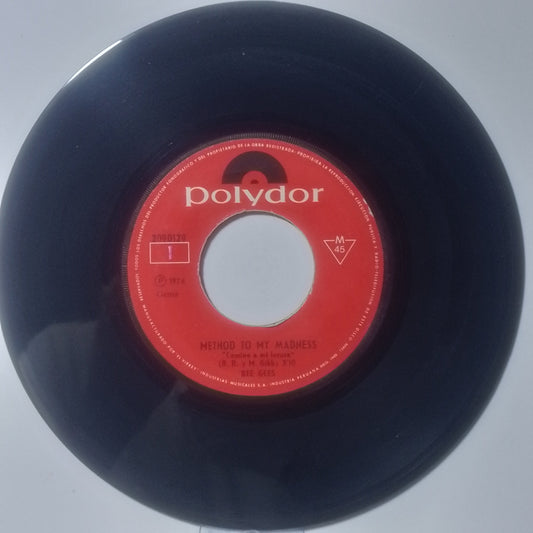 Single 7" Bee Gees Method to My Madness / Massachusetts made Peru 1974 rock disco