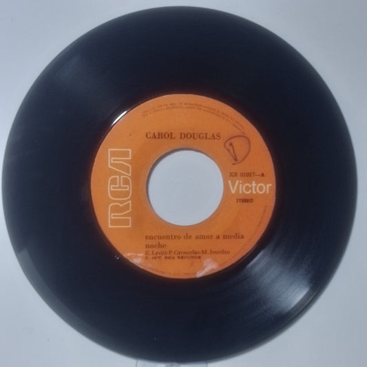 single 7" Carol Douglas Encuentro De Amor A Media Noche / Crime Don't Pay made peru 1977 disco