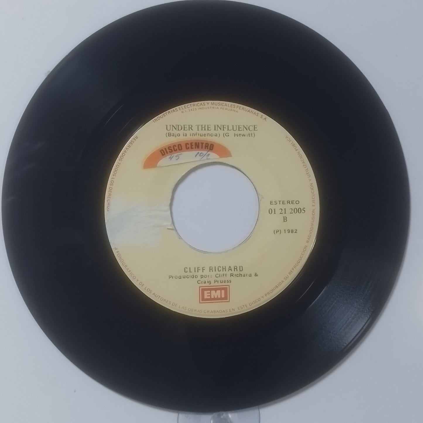 single 7" Cliff Richard The Only Way Out / Under The Influence made Peru 1982 pop rock