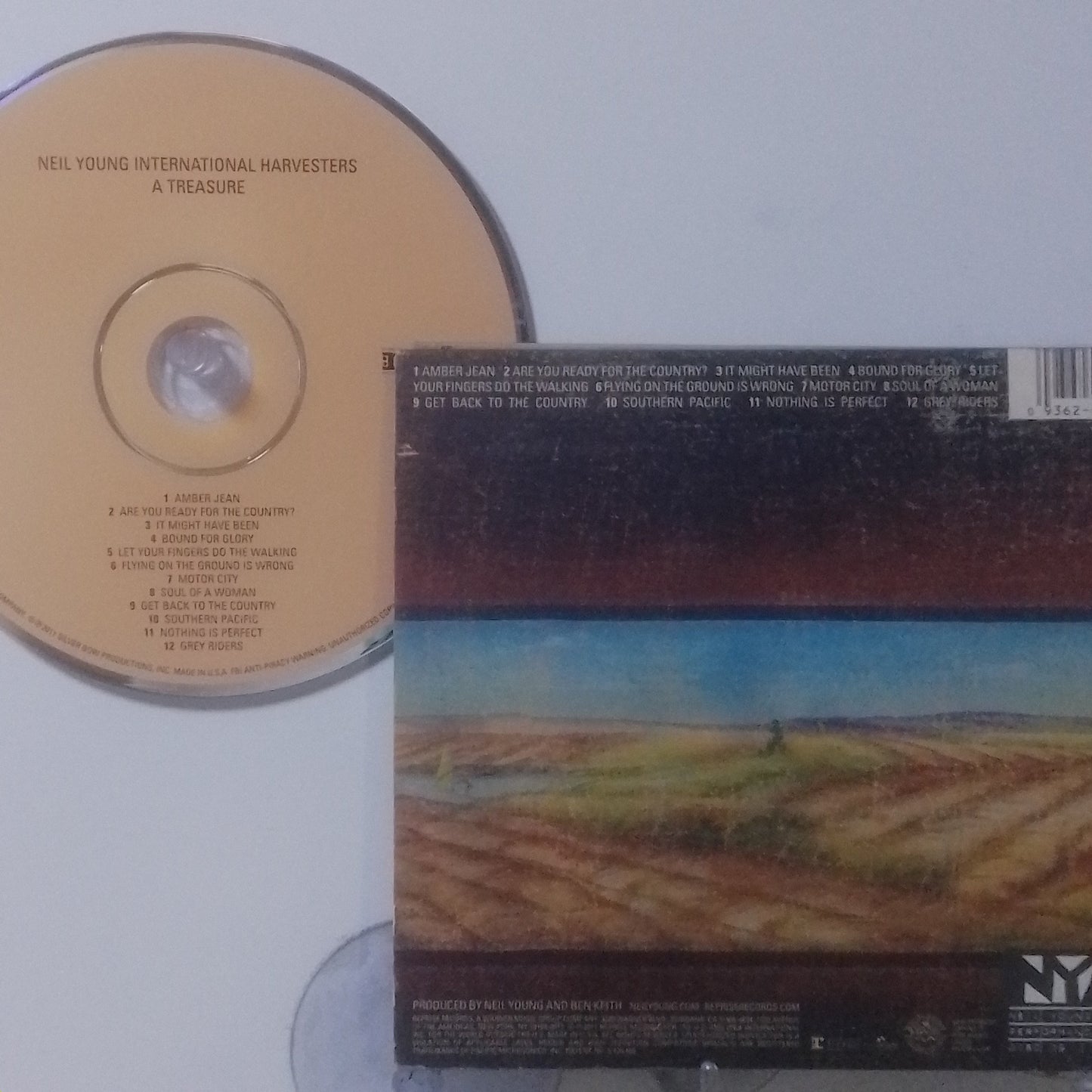 cd Neil Young International Harvesters A Treasure made usa 2011 rock