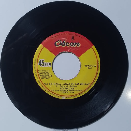 single 7" Los Brujos La Extrana Danza de las Brujas / Gritare Tu Nombre made Peru 1973 rock latin