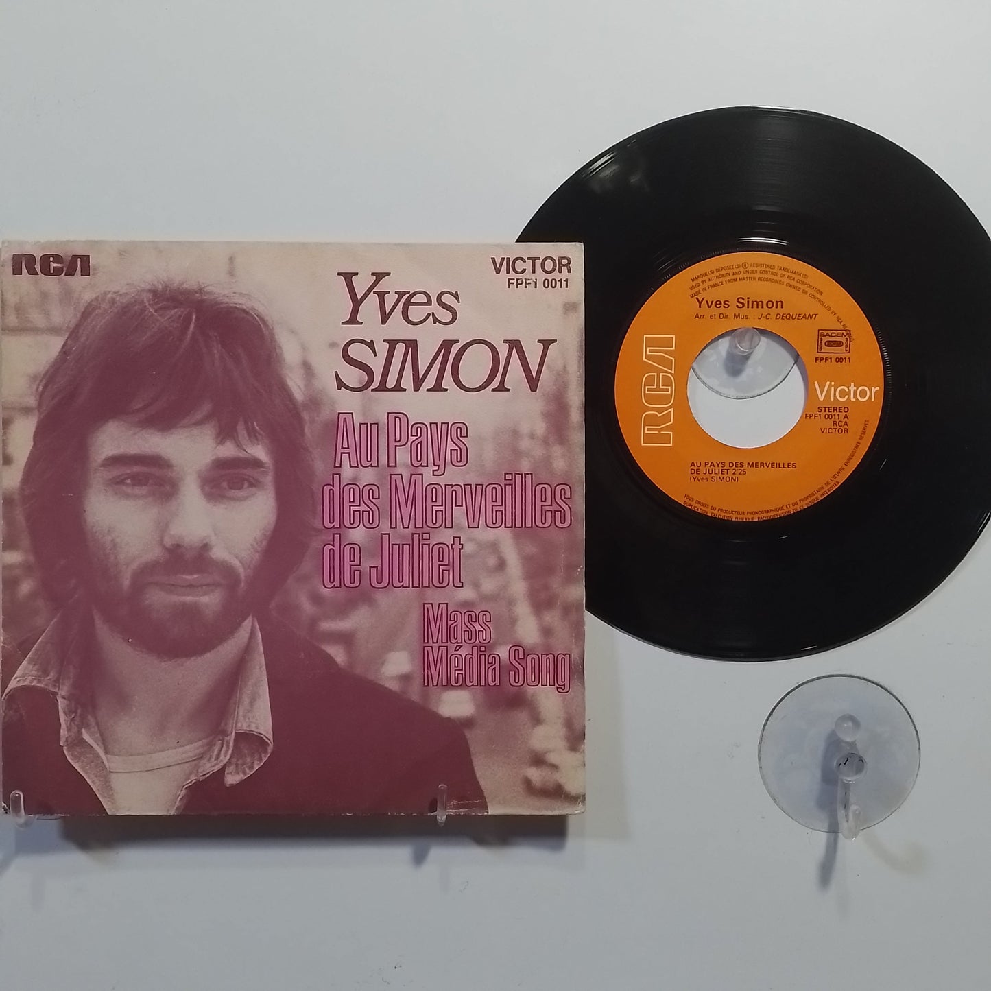 single 7" Yves Simon Au Pays Des Merveilles De Juliet / Mass Media Song made francia 1973 rock soul pop