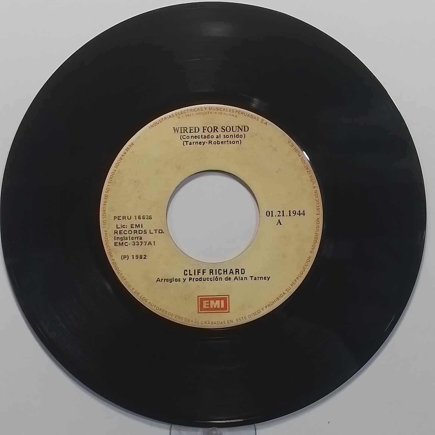 single 7" Cliff Richard Wired For Sound / Daddy's Home made peru 1982 pop rock