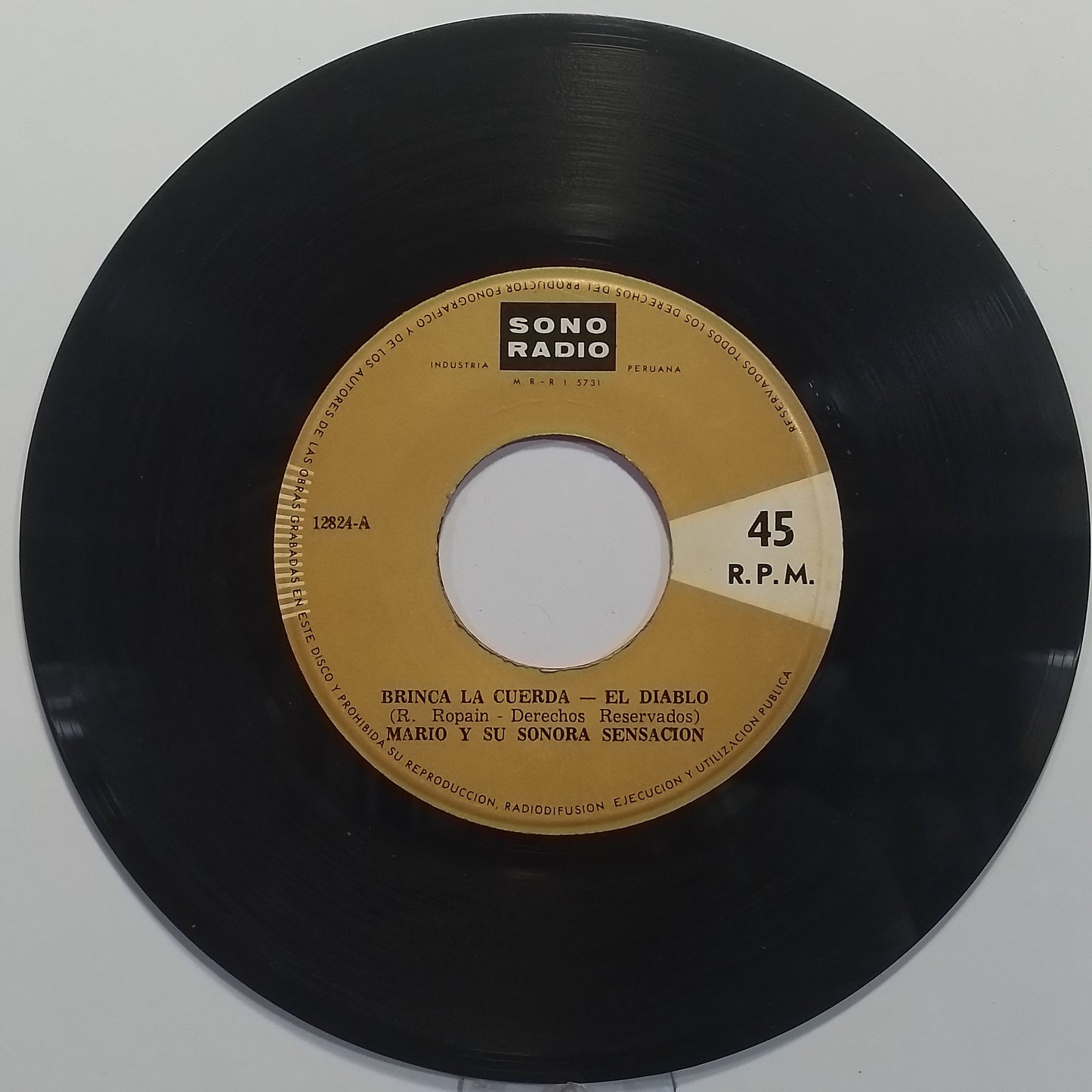 single 7" Mario Cavagnaro Y Su Sonora Sensacion Brinca La Cuerda El Diablo / El Teru Teru El Baile De La Botella made Peru 1970 latin cumbia