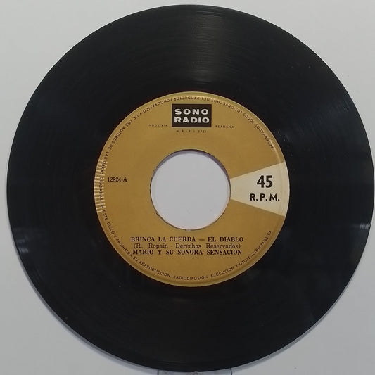 single 7" Mario Cavagnaro Y Su Sonora Sensacion Brinca La Cuerda El Diablo / El Teru Teru El Baile De La Botella made Peru 1970 latin cumbia