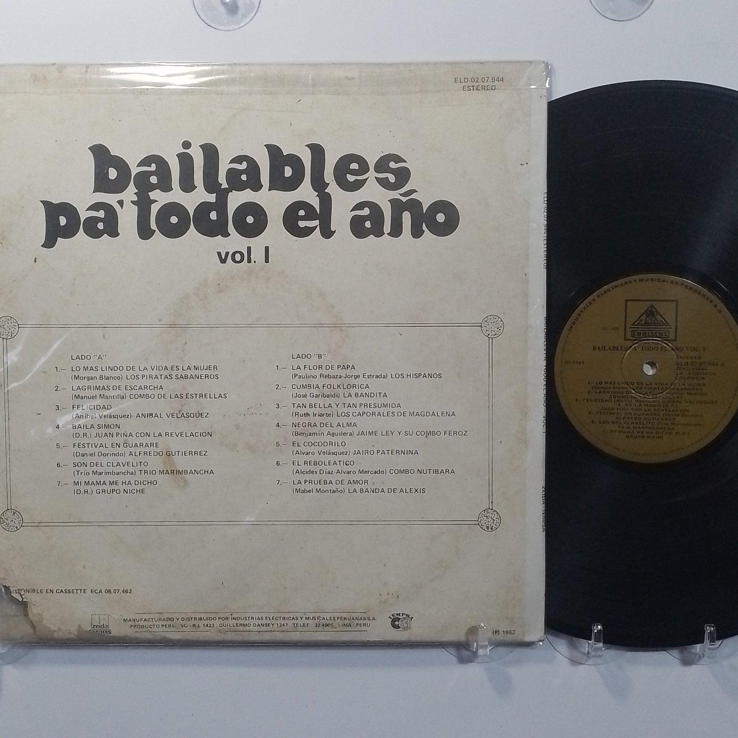 lp Bailables Pa Todo El Año Vol 1 Los Piratas Sabaneros Combo De Las Estrellas Grupo Niche varios made peru 1982 salsa cumbia