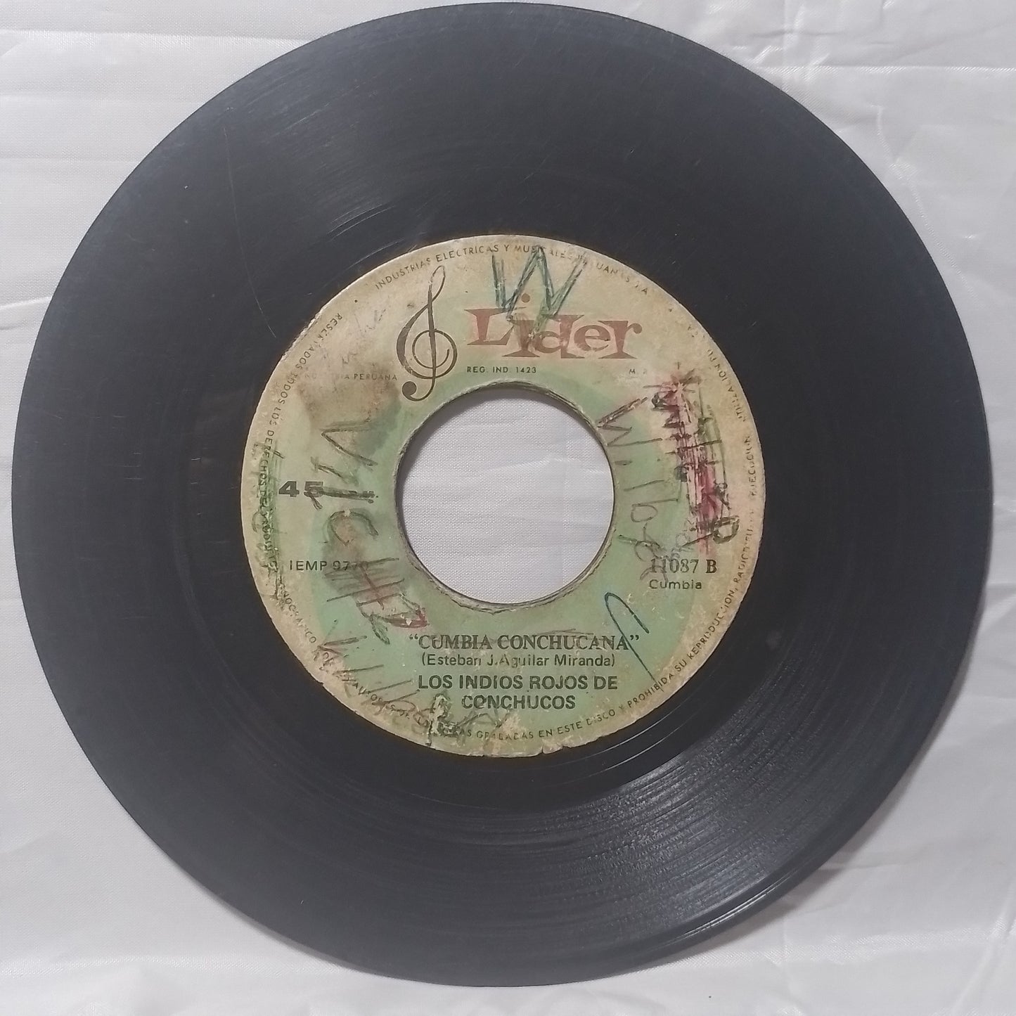 single 7" Los Indios Rojos De Conchucos Atención Señores / Cumbia Conchucana made peru 1970 latin Cumbia